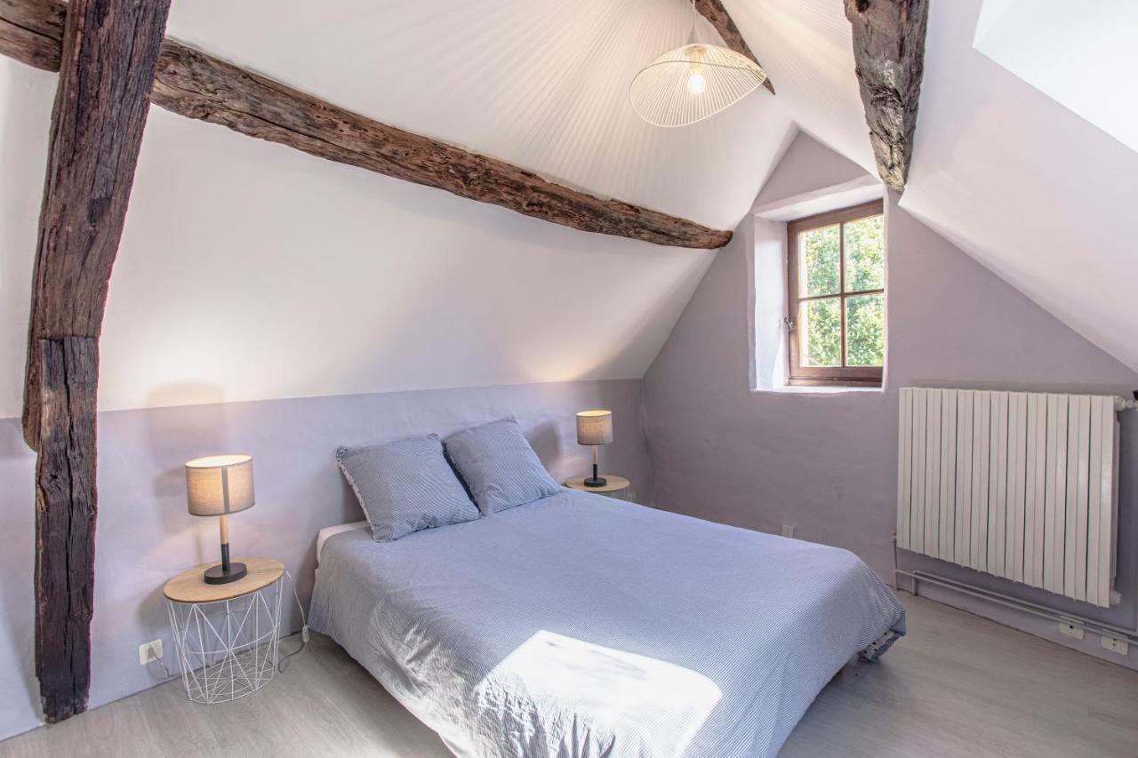 Maison En Pierres Au Coeur Du Village Medieval De Villeneuve Bagian luar foto